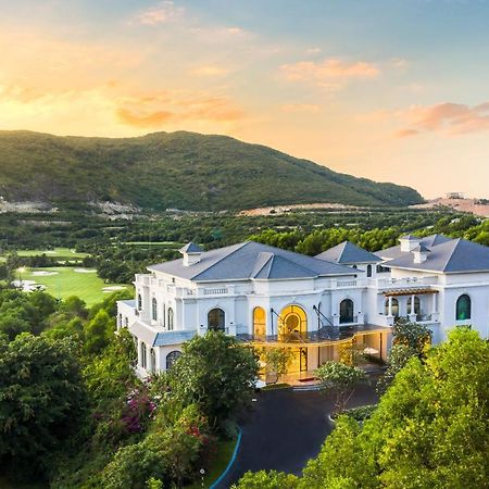 Vinpearl Golflink Nha Trang Hotel Exterior photo